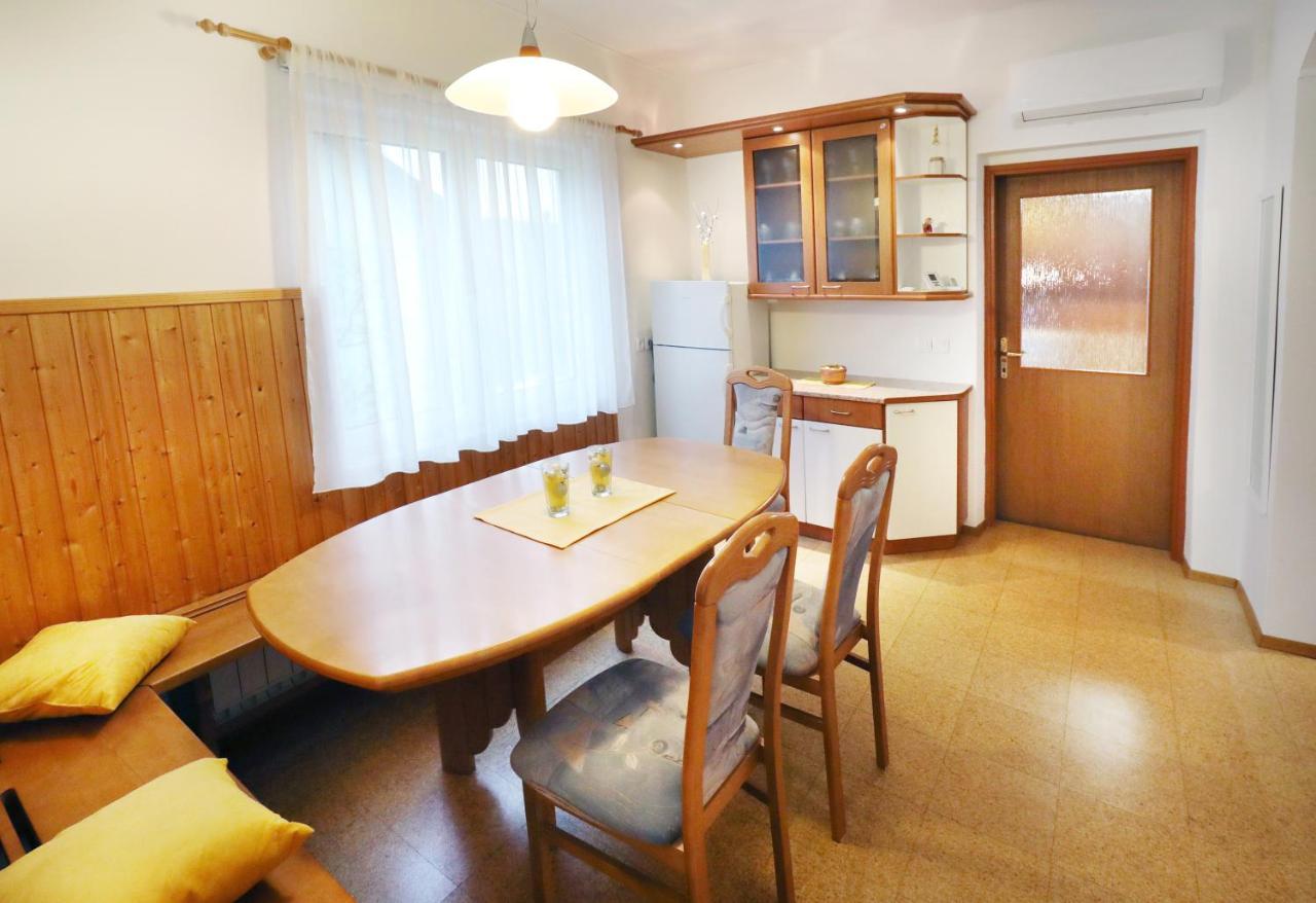 Apartma Vila Zigmund Cerknica Buitenkant foto