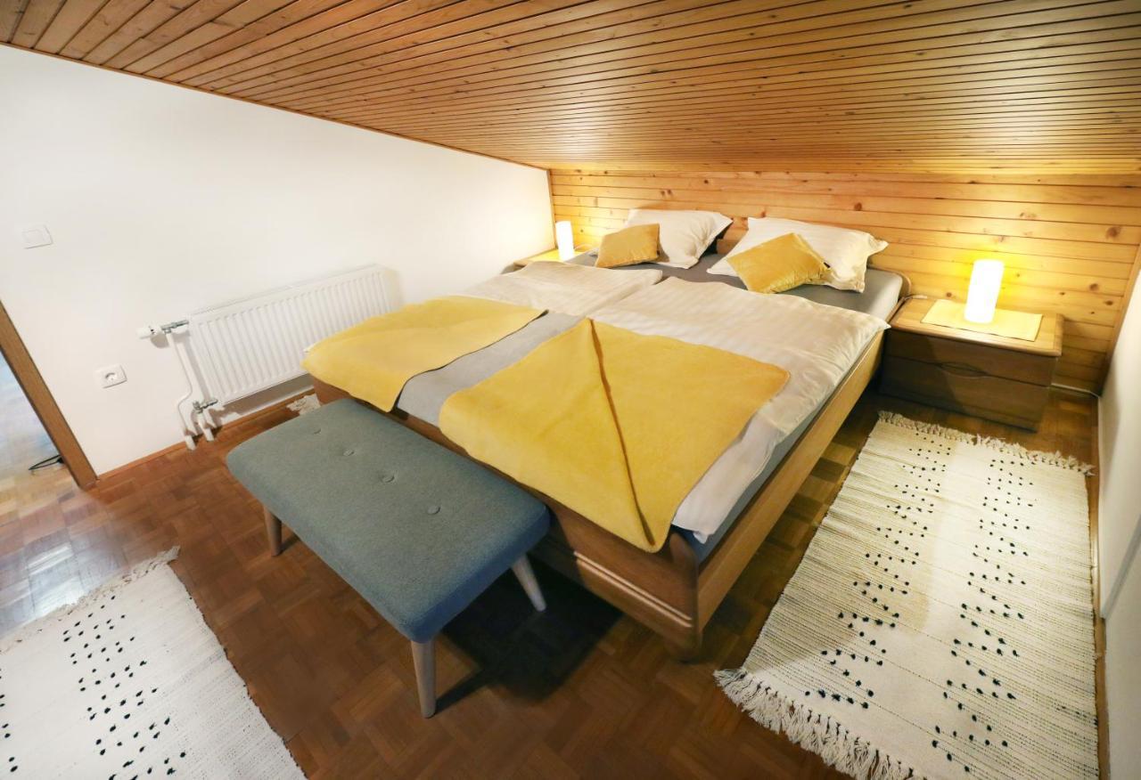 Apartma Vila Zigmund Cerknica Buitenkant foto