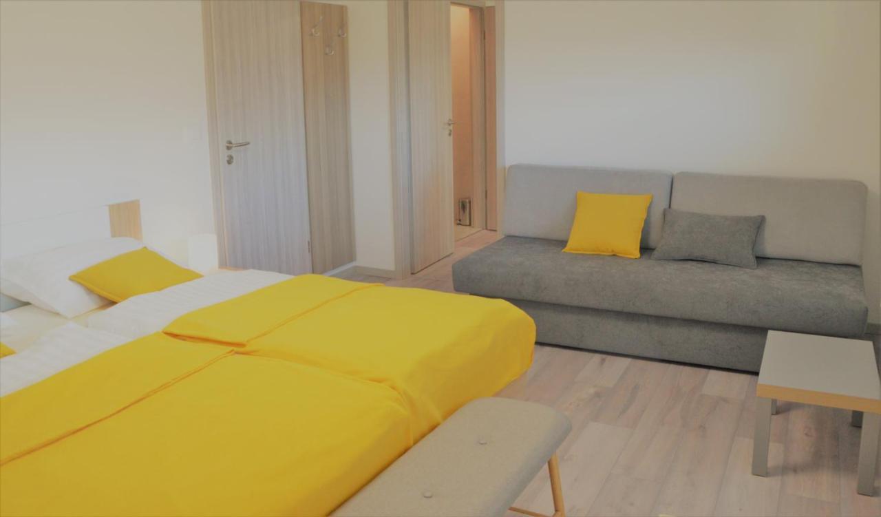 Apartma Vila Zigmund Cerknica Buitenkant foto